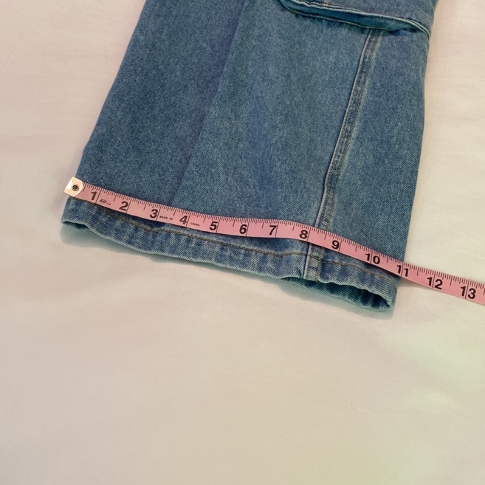 Forever 21 Relaxed Cargo Jeans NWT - Picture 7 of 8